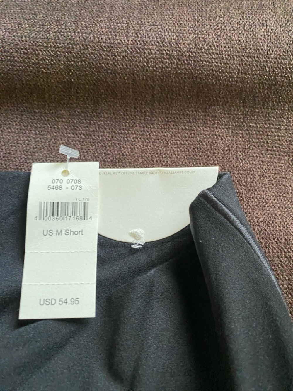 LAST DAY ON POSH 8/15/26 Black Flared Yoga Pants V Waistband Short Length Medium - Picture 3 of 5